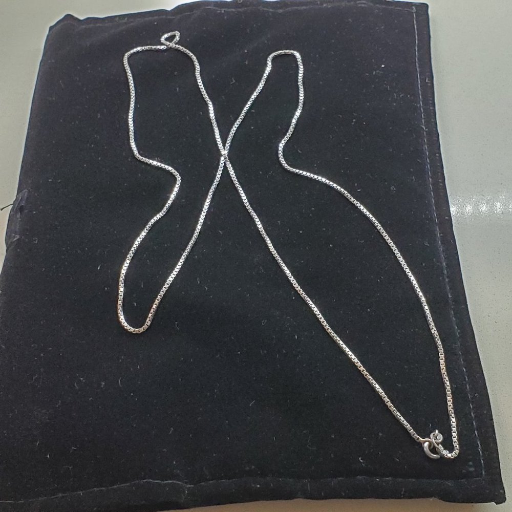 STERLING SILVER BOX CHAIN NECKLACE MEASURING 14-3/4" IN LENGTH